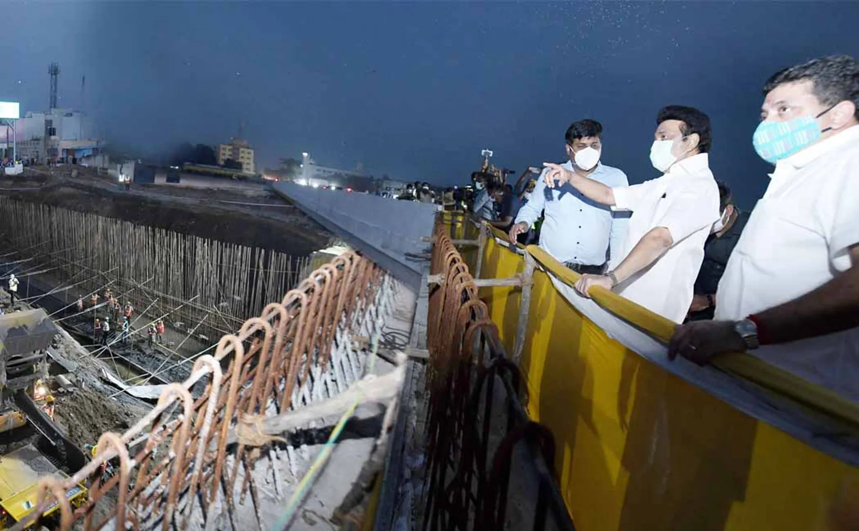 Chief Minister visits the overpass works being carried out in Madurai! (Pictures)