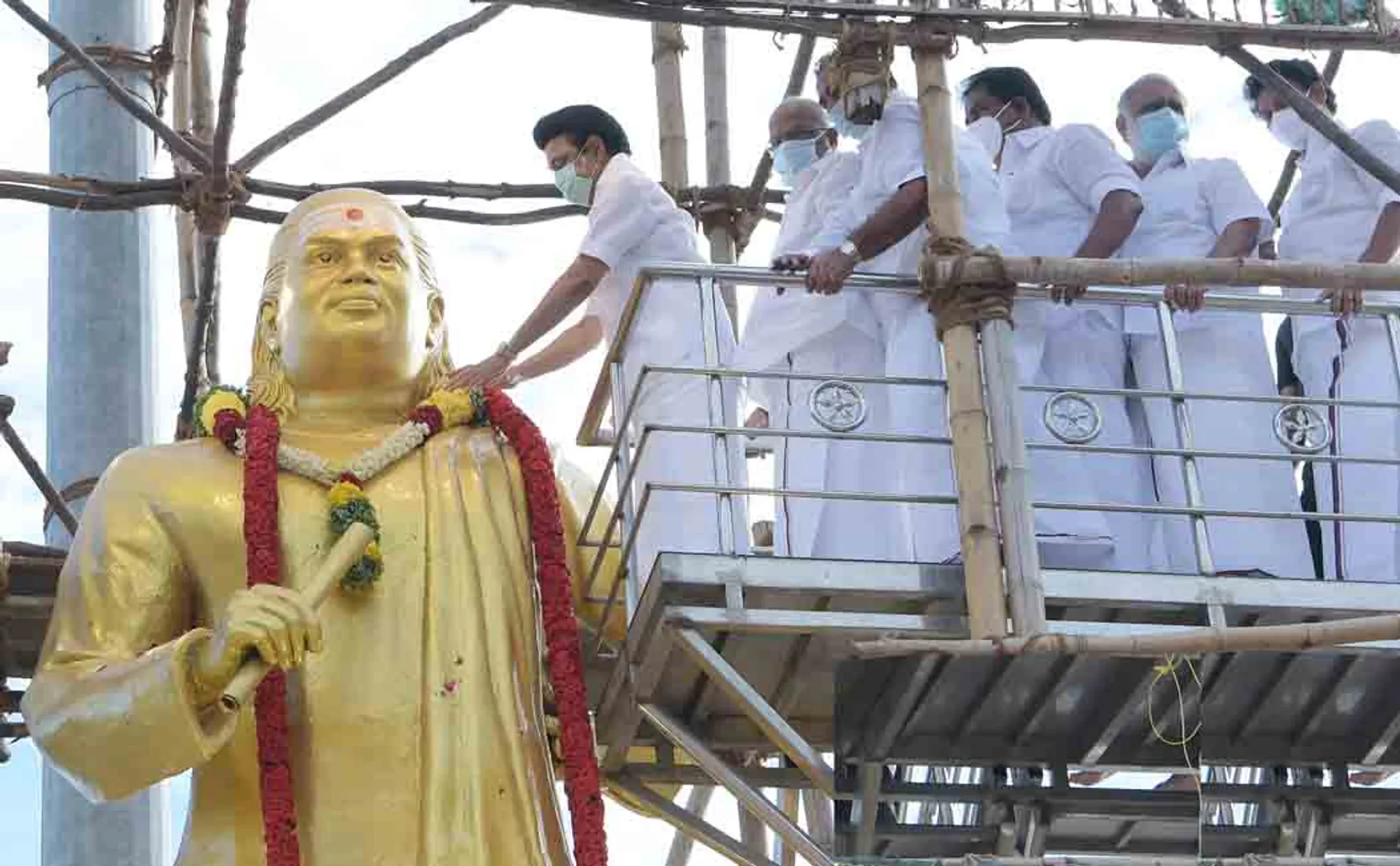 Chief Minister MK Stalin pays homage to Muthuramalingam statue (Pictures)