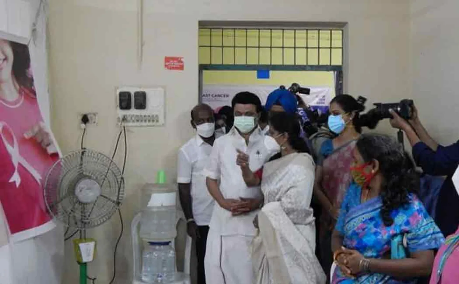 billroth hospital conduct cancer awareness program on pink october