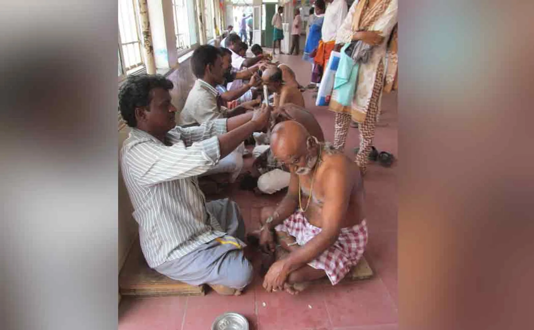 Palani temple Shaving workers struggle for attention!