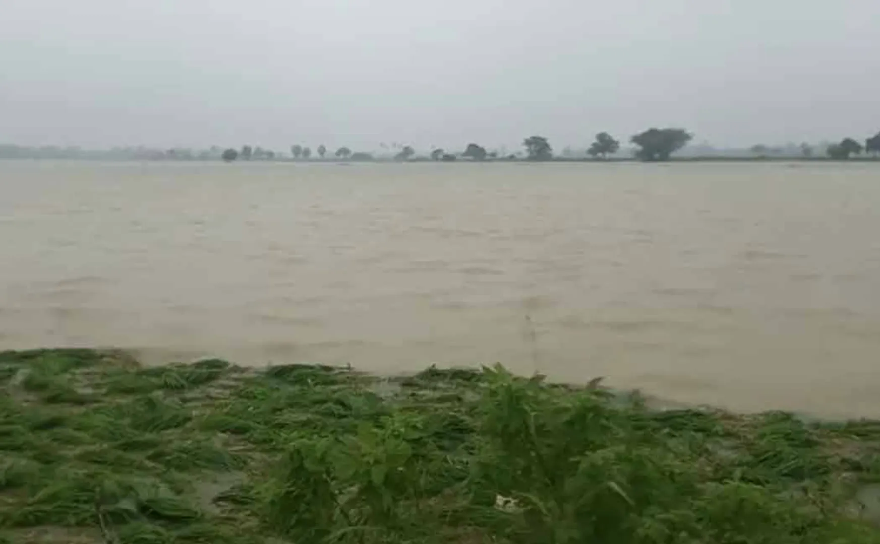 Delta floating in Flood; Farmers in turmoil!