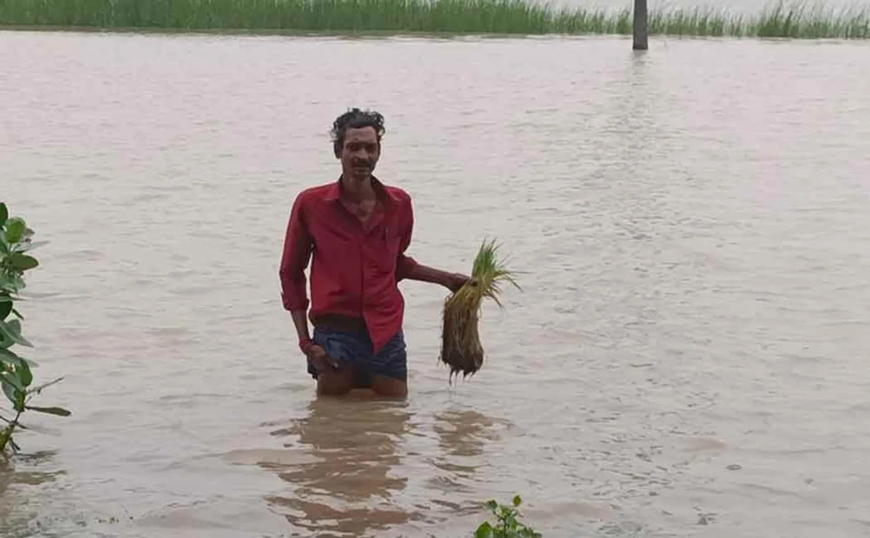Damage to houses and agricultural lands due to floods coming out of the sand dunes