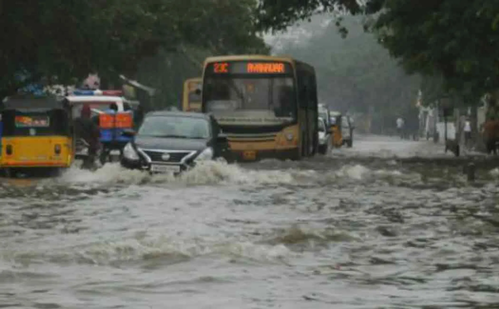 Four districts including Chennai will receive heavy rains today - Meteorological Center!