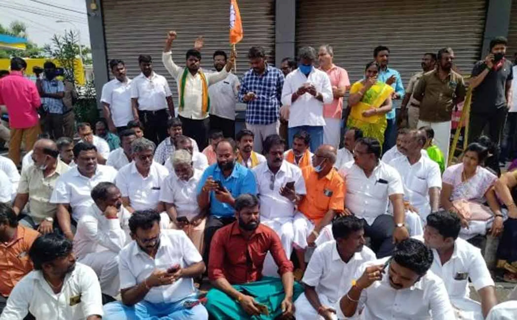 "Ayyakannu should be prosecuted for insulting Modi ..." - Trichy BJP