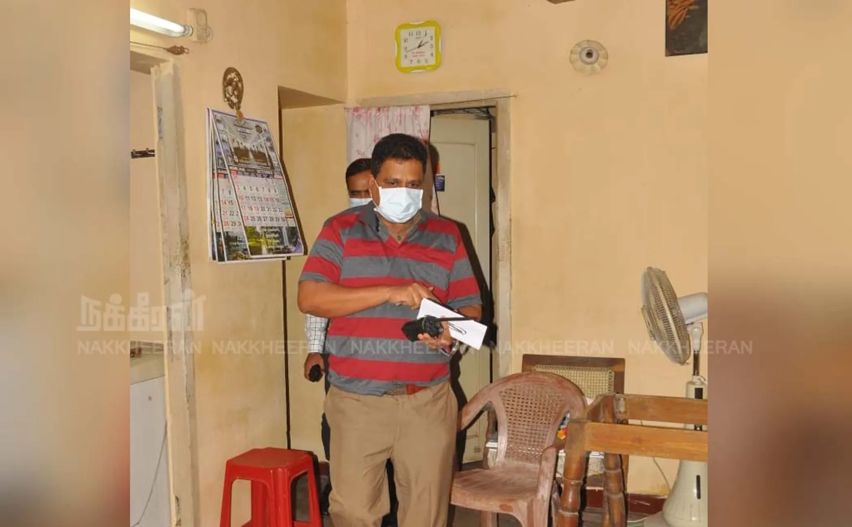 Simultaneous raid on the homes of police inspectors