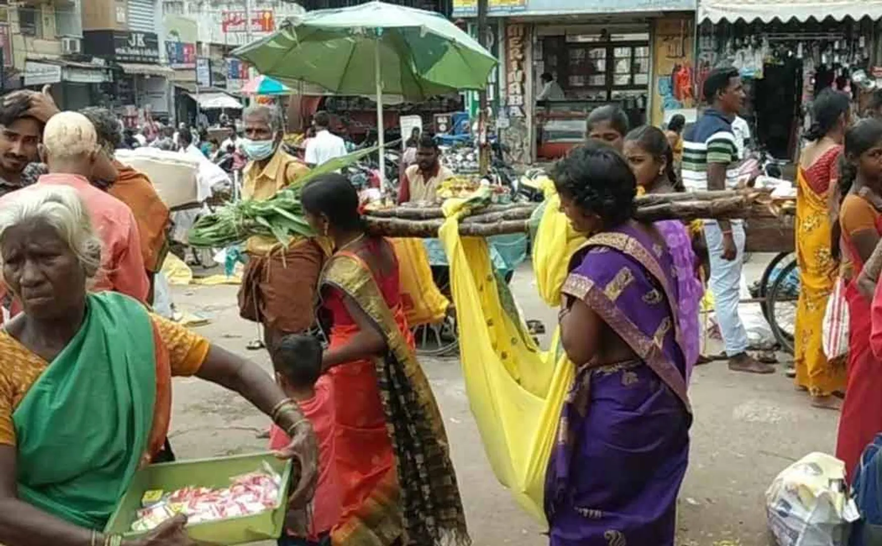 Sugarcane cradle and Annamalaiyar ... Couple coming with children ..