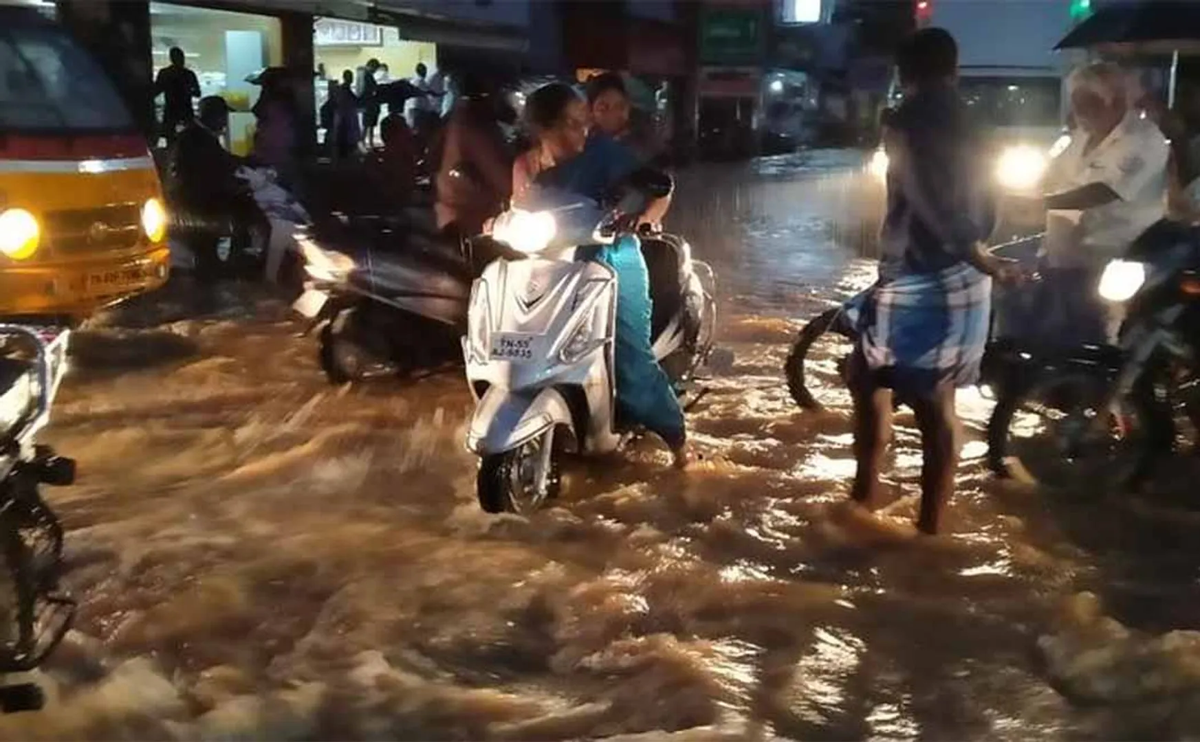 Water running on the roads due to continuous rain! (Pictures)
