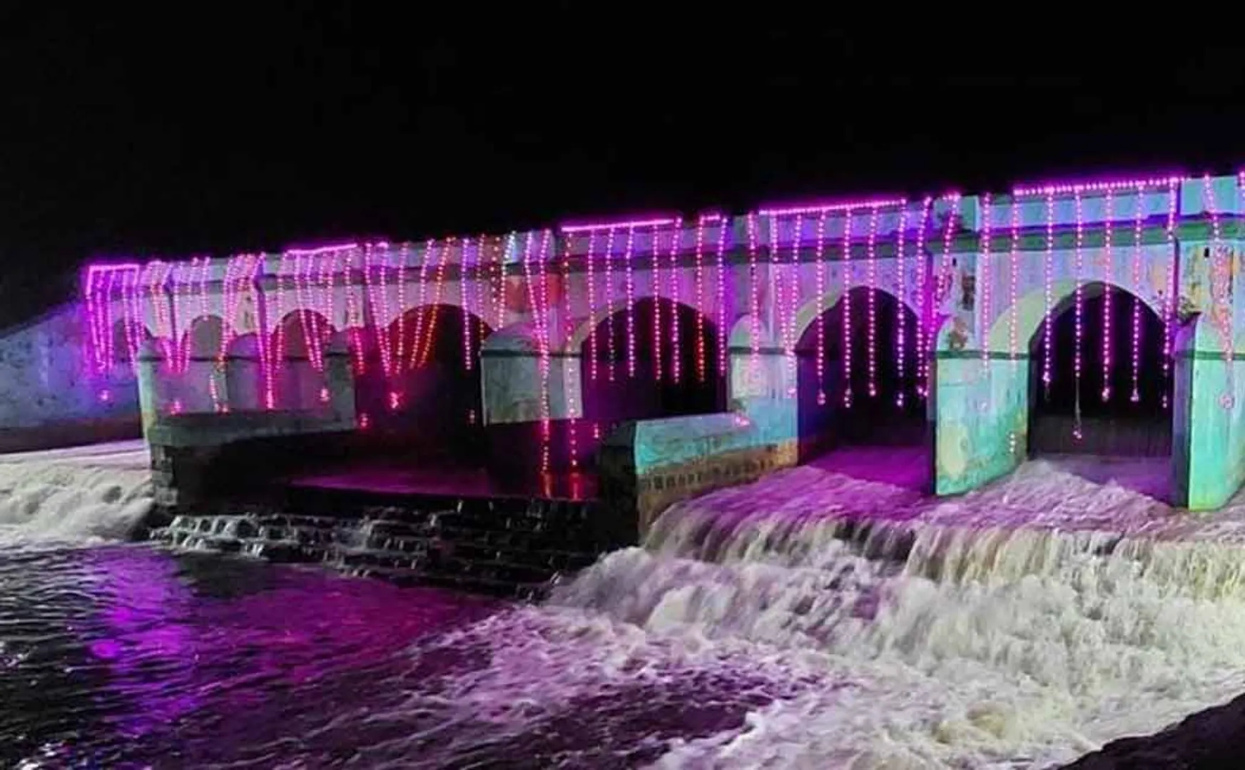 Kavinadu Dam filled up after many years! Villagers celebrated as  festival!