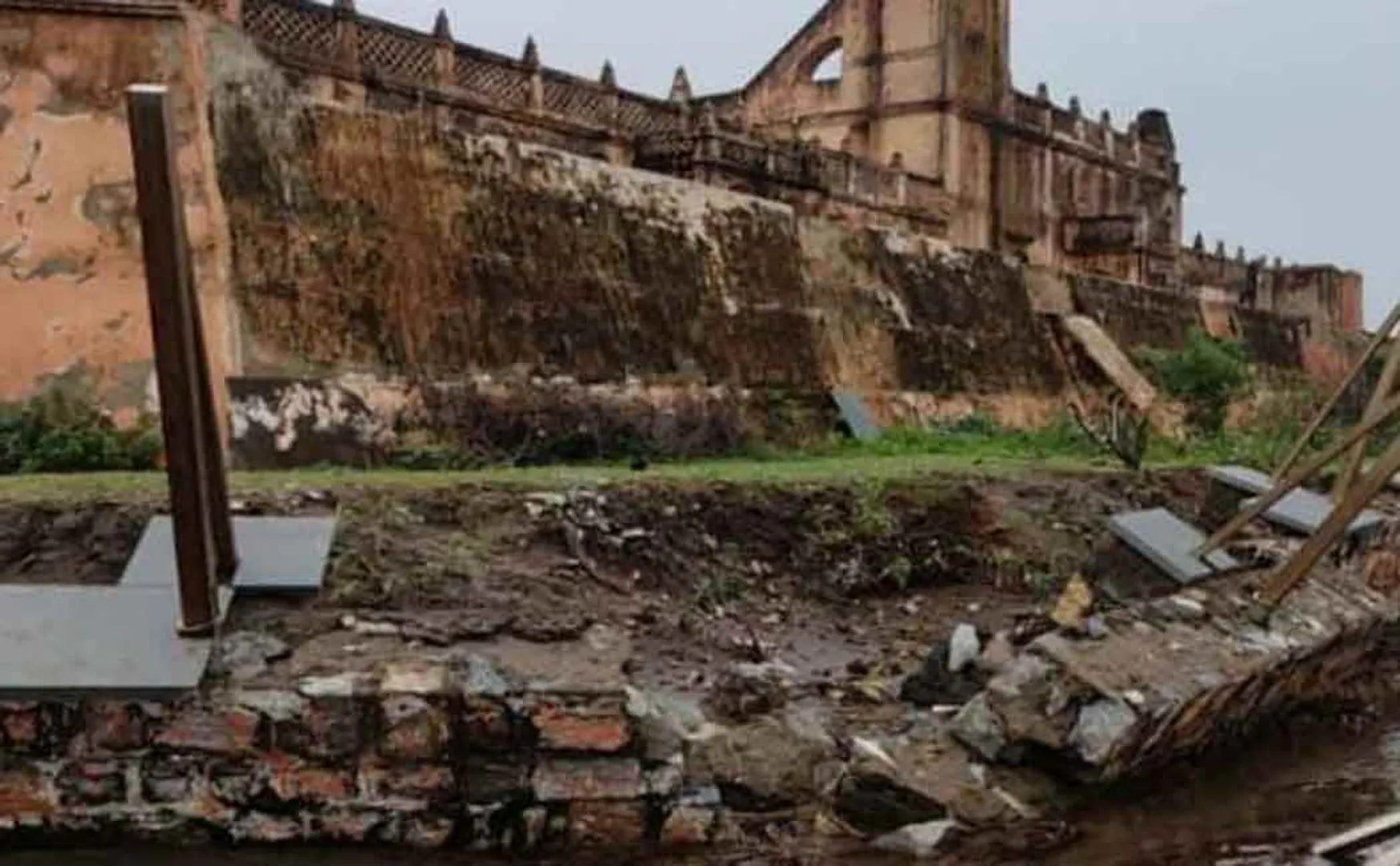 Fortress wall damaged by rain