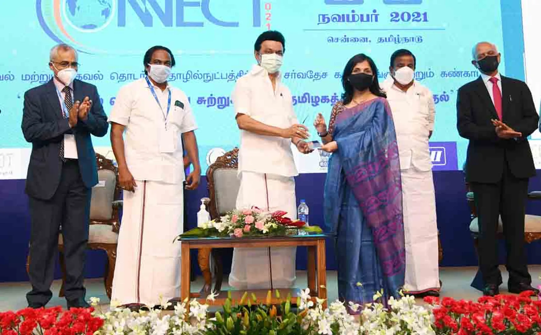 CM visits exhibition halls at 'Connect' conference (Pictures)