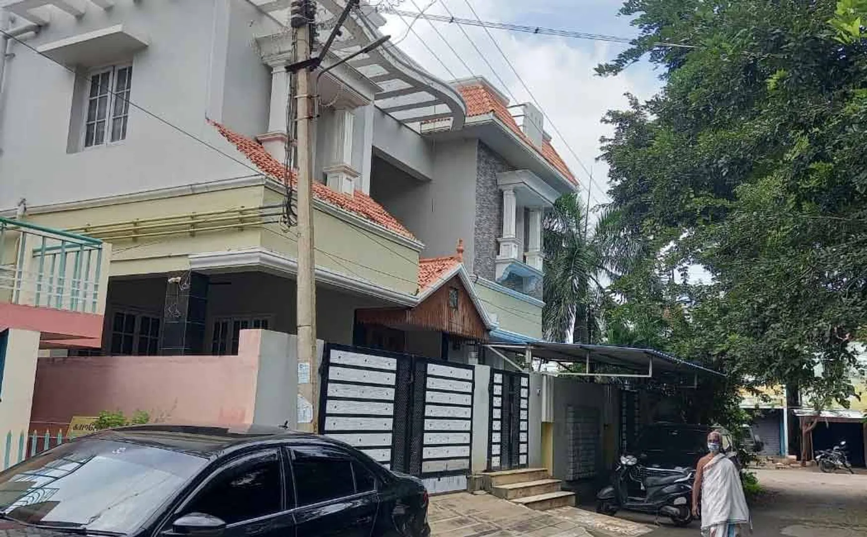 Anti-bribery raid at ADMK ex-Korata's cousin's house