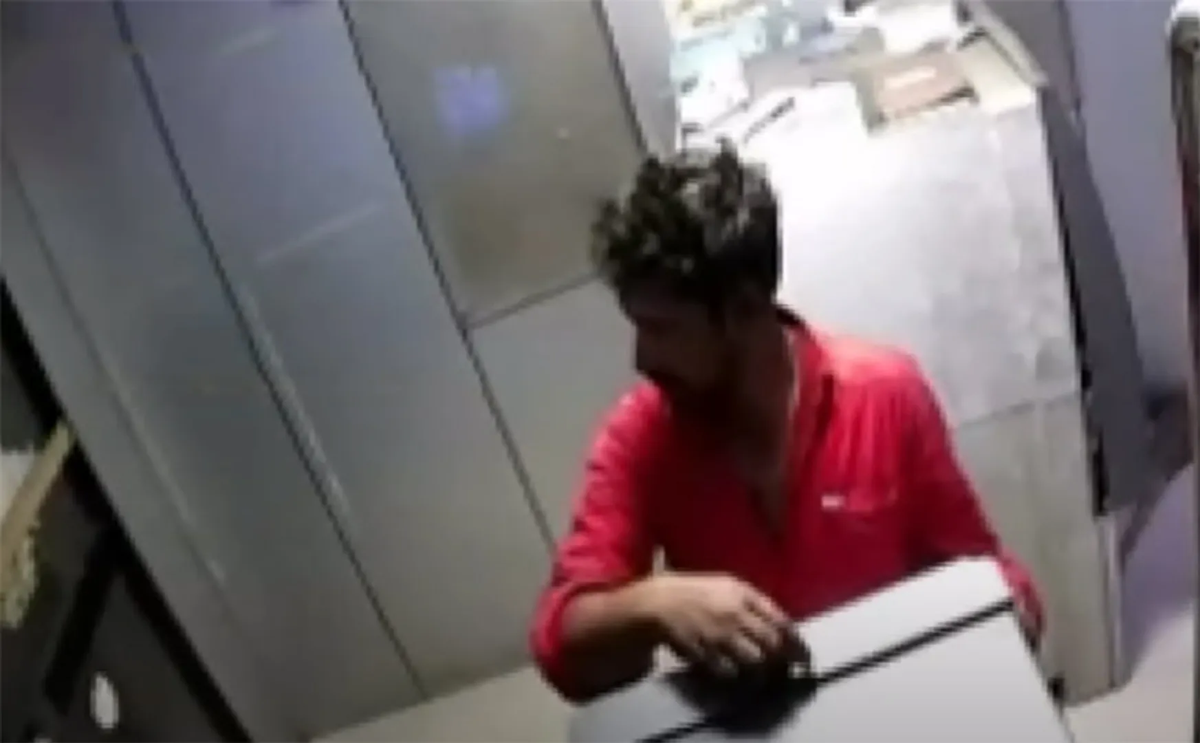 Youths arrested for trying to rob an ATM