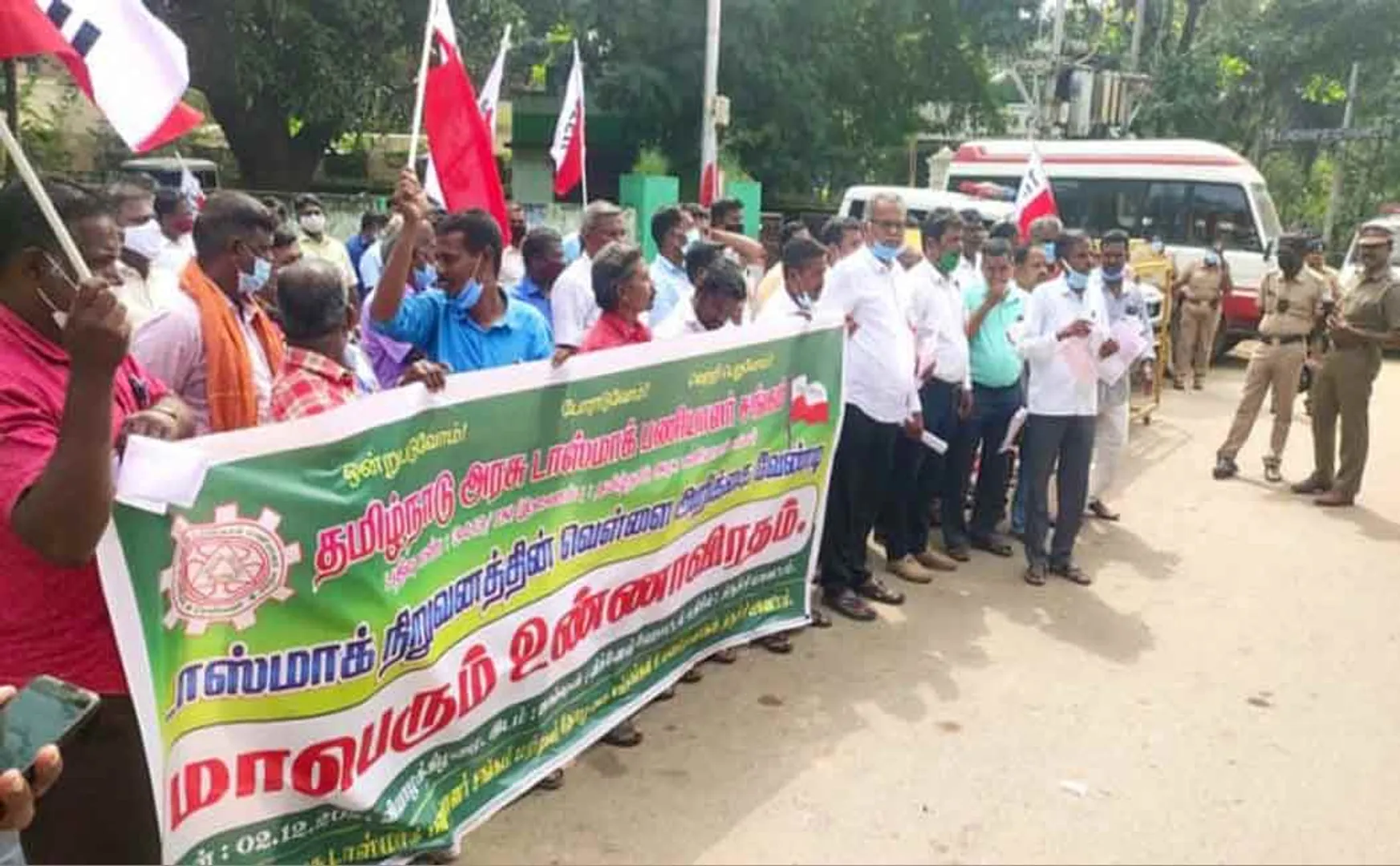 Tasmac employees involved in the struggle