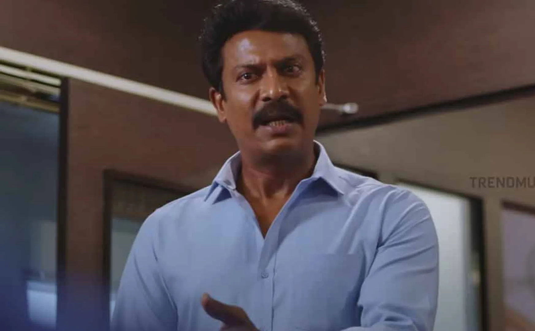 samuthirakani starring Naan Kadavul Illai trailer trending on social media 