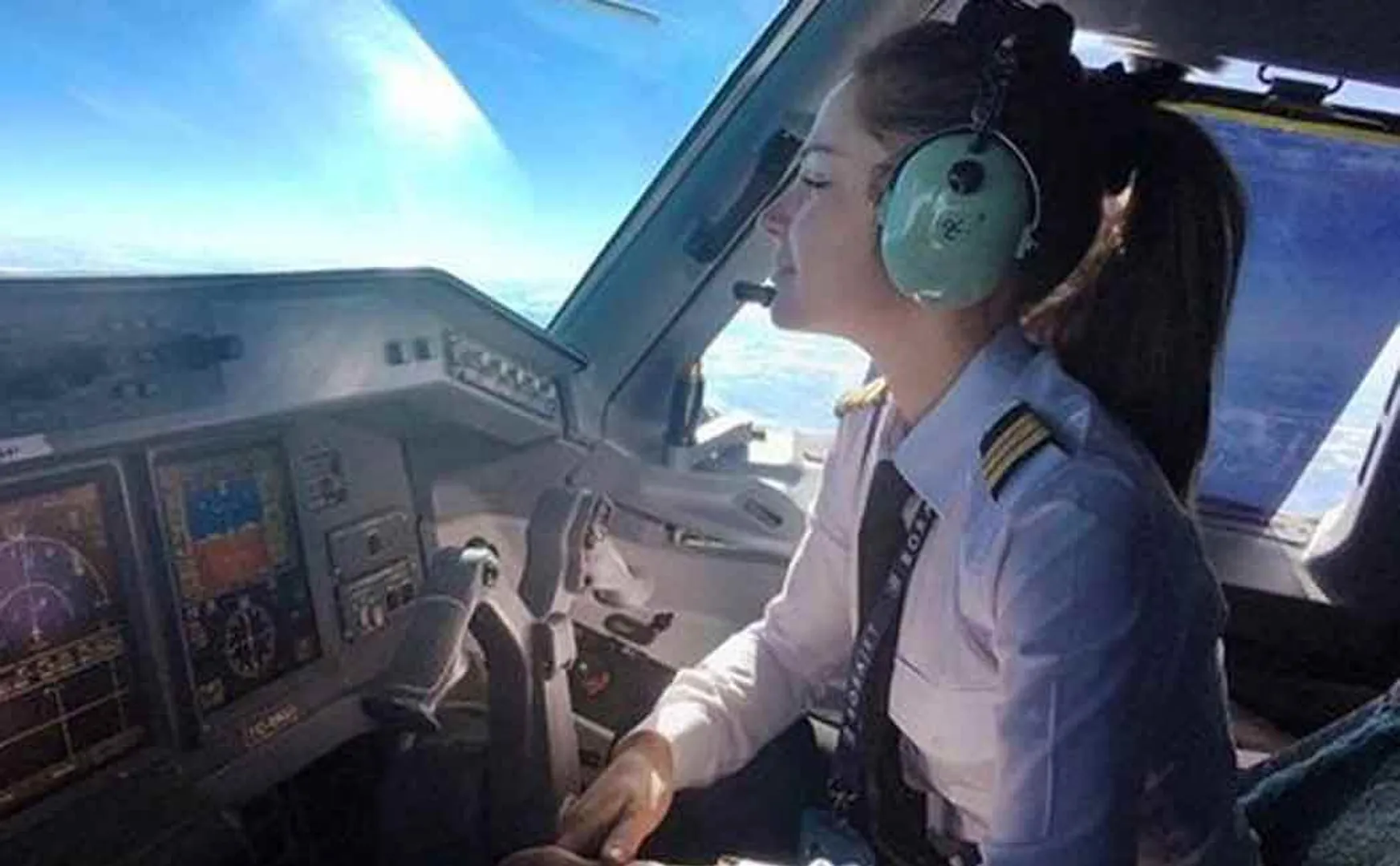 15 lakh rupees rolled over to a woman claiming to buy a pilot job!