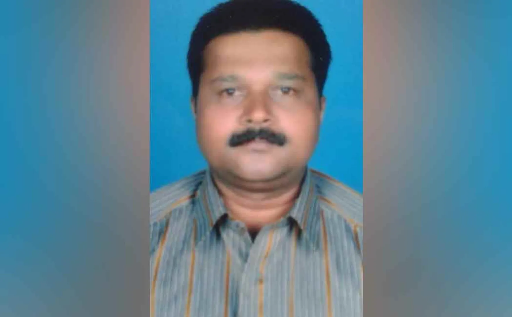 Daughter and  18 year old boy friend caught in her father case 