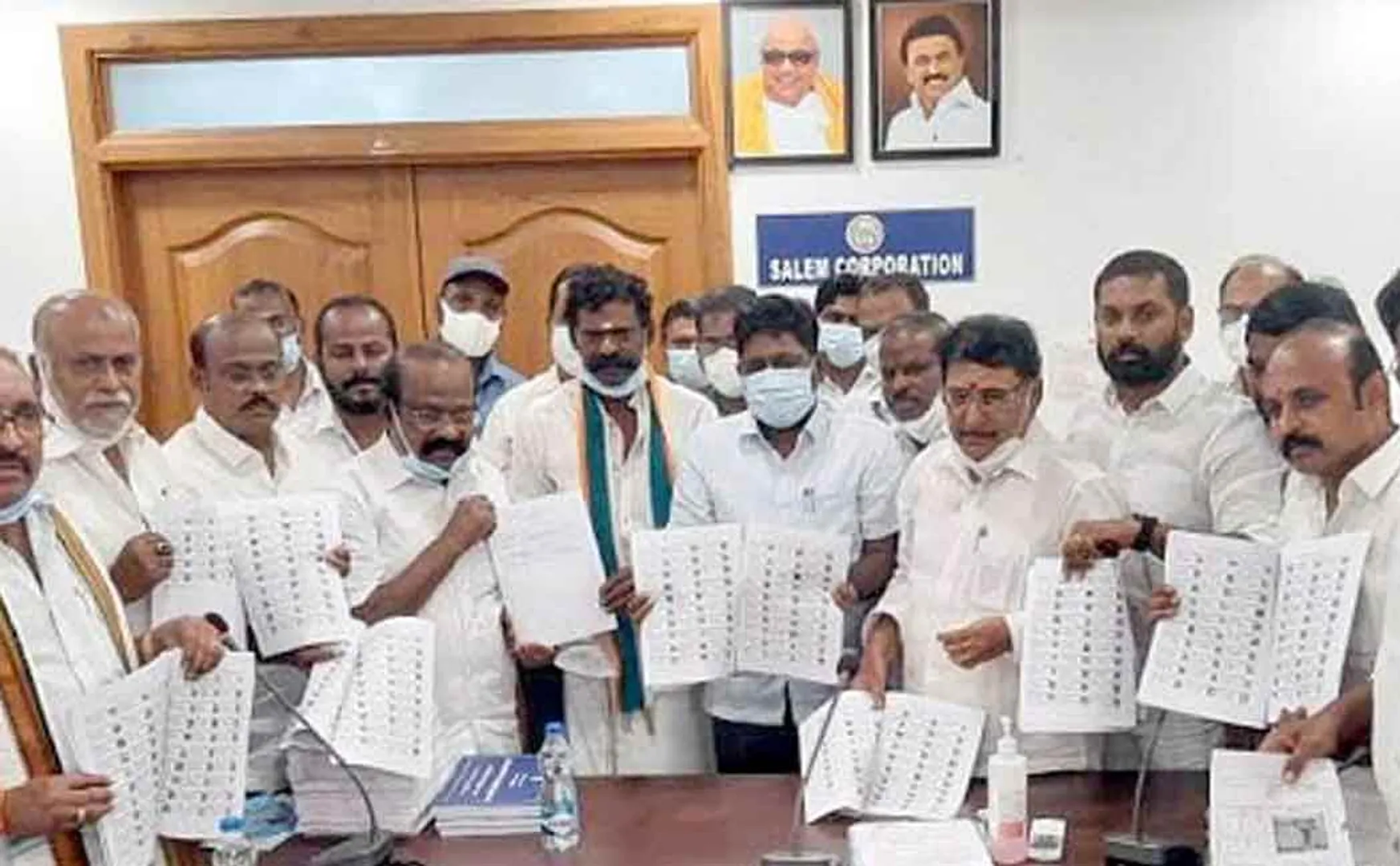 7,19,361 voters in Salem, Corporation; List Release with Photo!