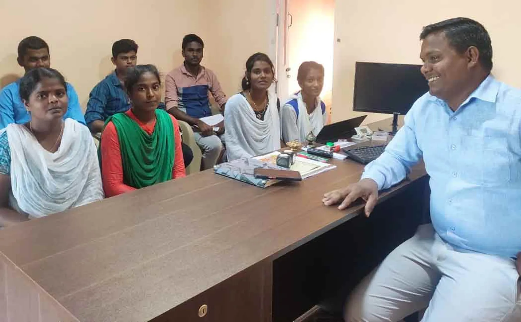 Free English Training for Government School Students Who Have Passed the NEET Exam!