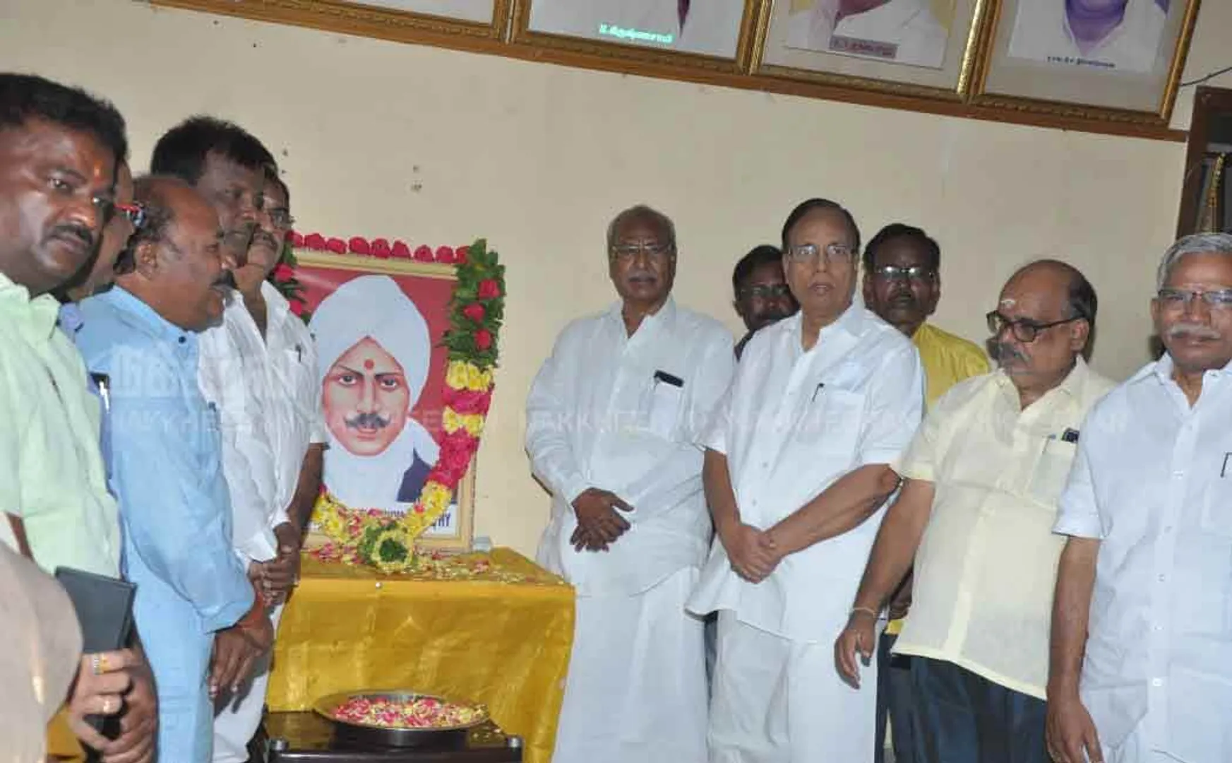 Congress honors Bharathiyar on his 140th birthday at Sathyamoorthy Bhavan 