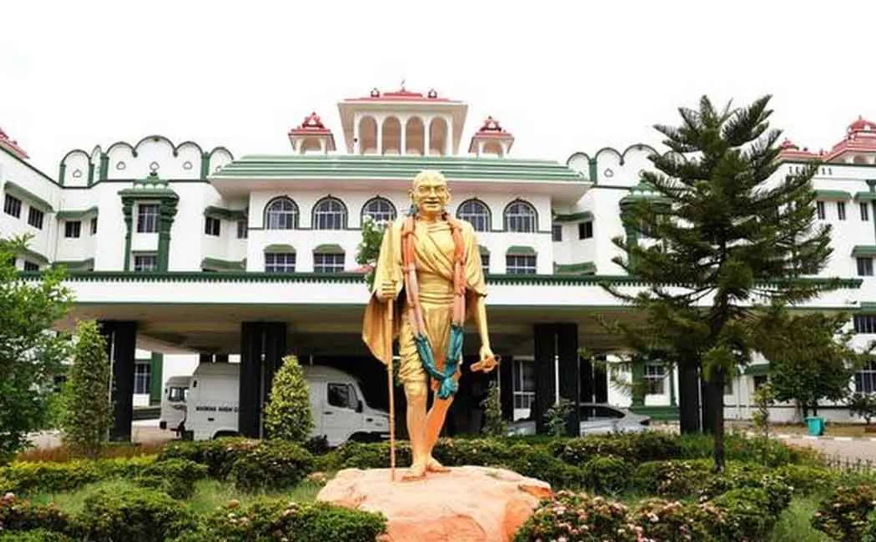 "How long does it take to complete the Satankulam case?" - Madurai branch of the High Court question!