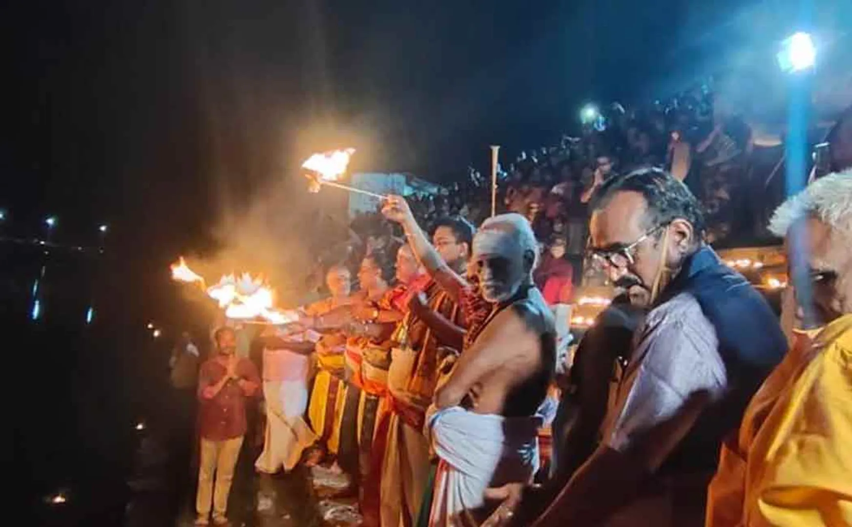 Devotees take Aarti at Vriddhachalam Manimuktar to run as a river of life!