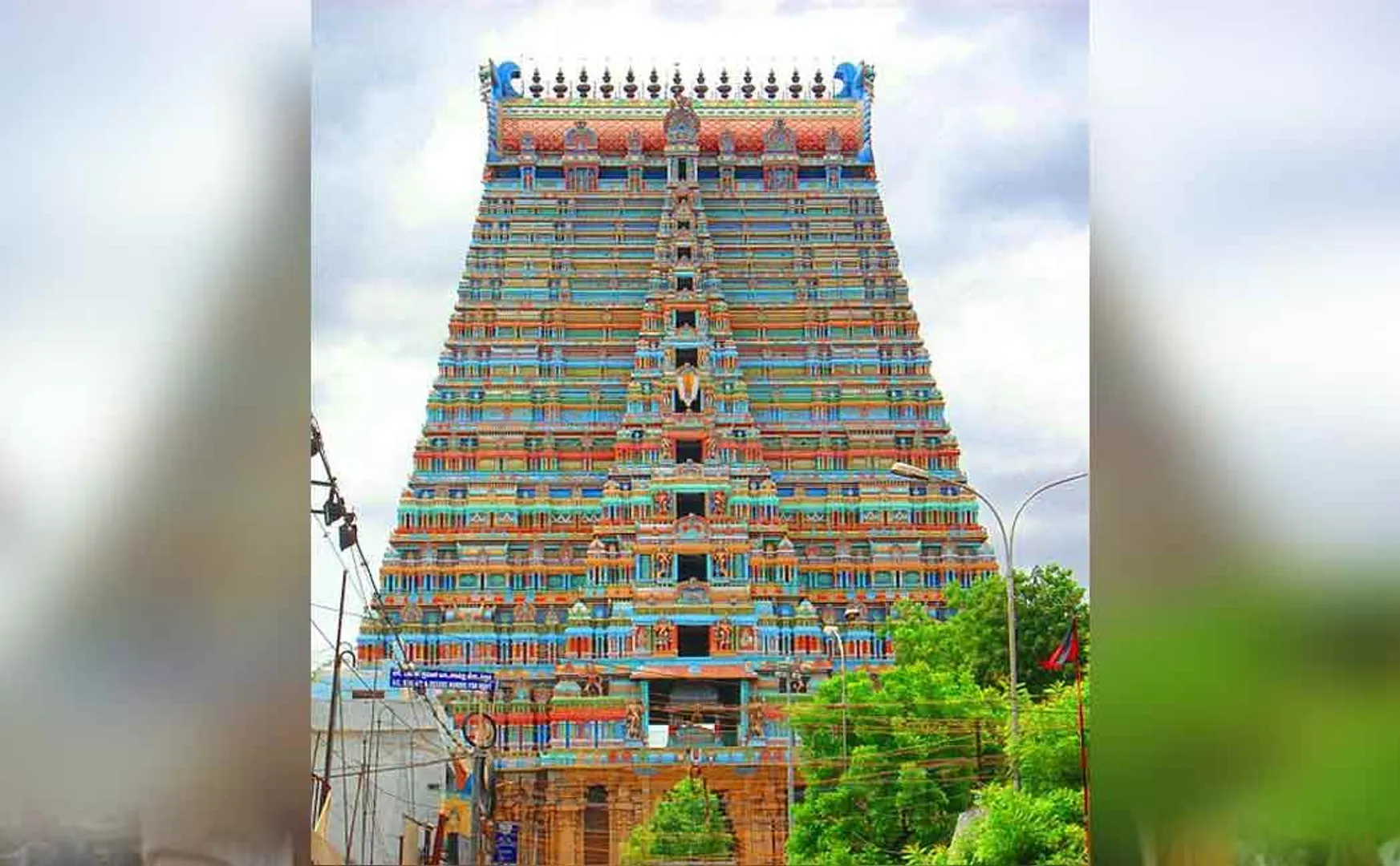 lakhs of devotees darshans in one day