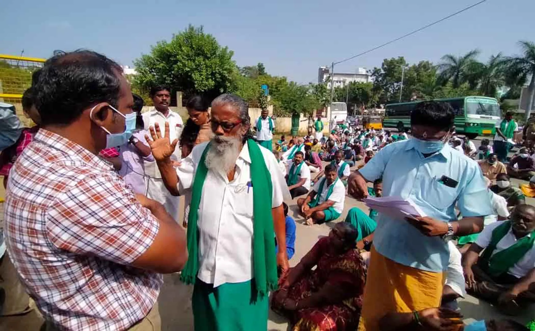Farmers' unions involved in the struggle to repeal the new law