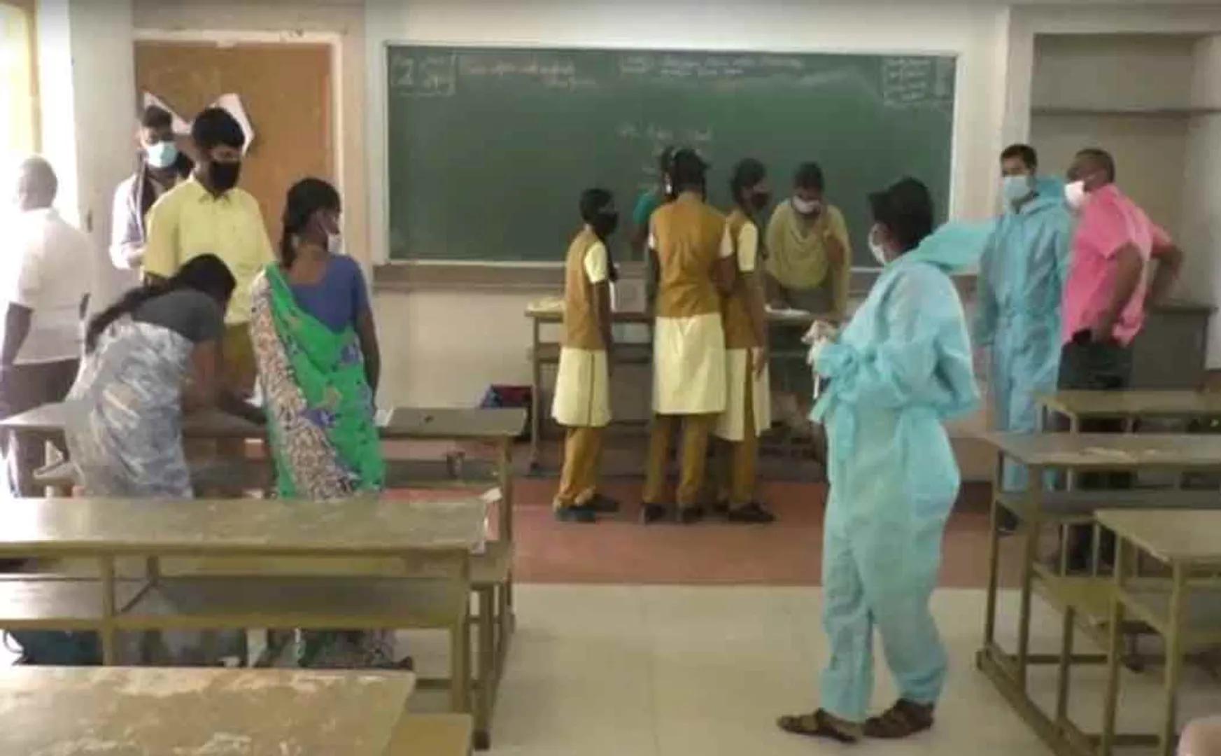 Corona infection in 8 students in one class! Holiday announced by collector!