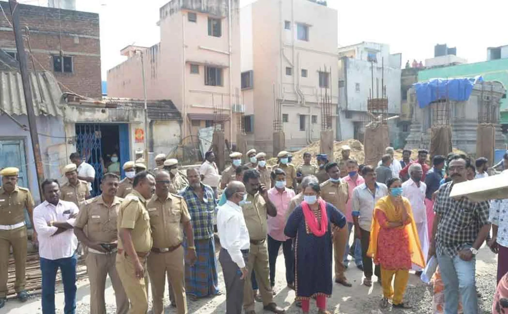 Fake bond registration for temple location 