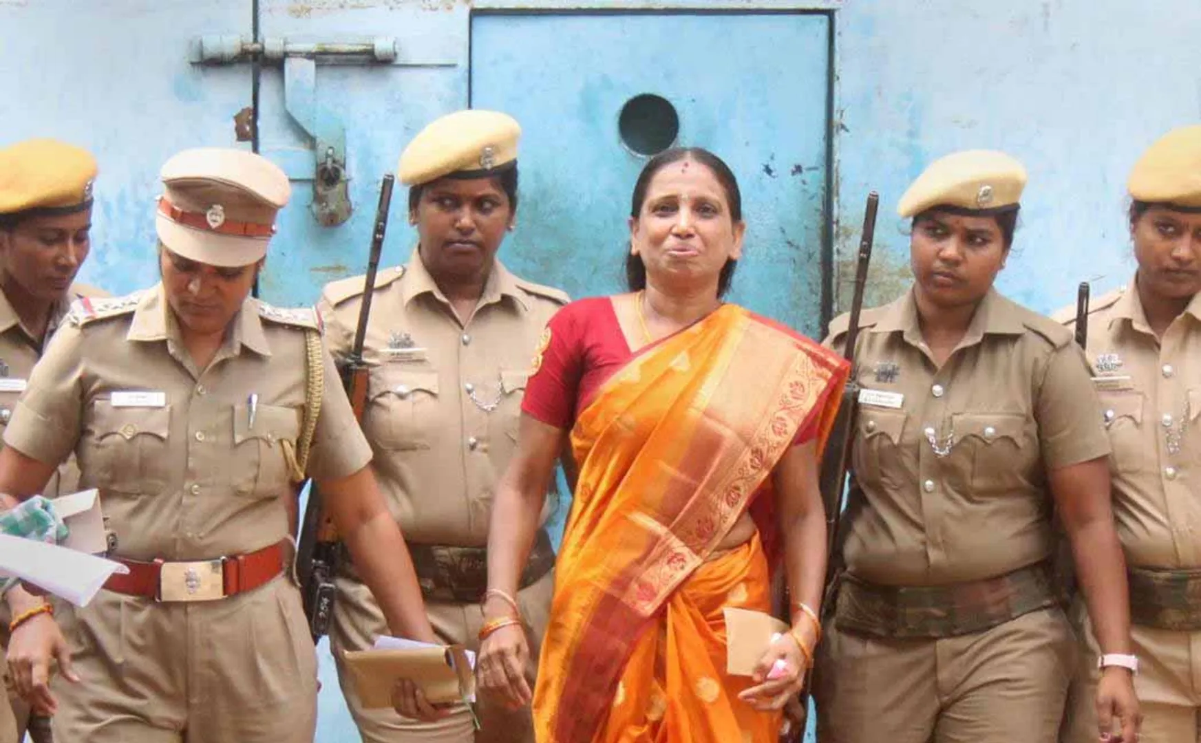 'Nalini gets one month parole' - Tamil Nadu government informs in High Court!