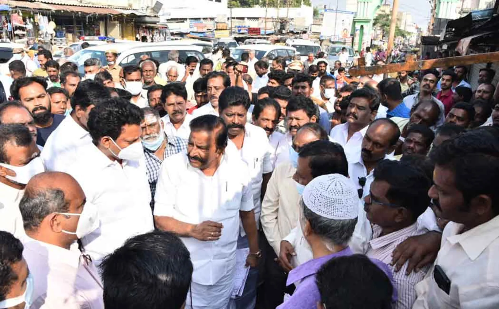 Ministers who met the victims of fire accident