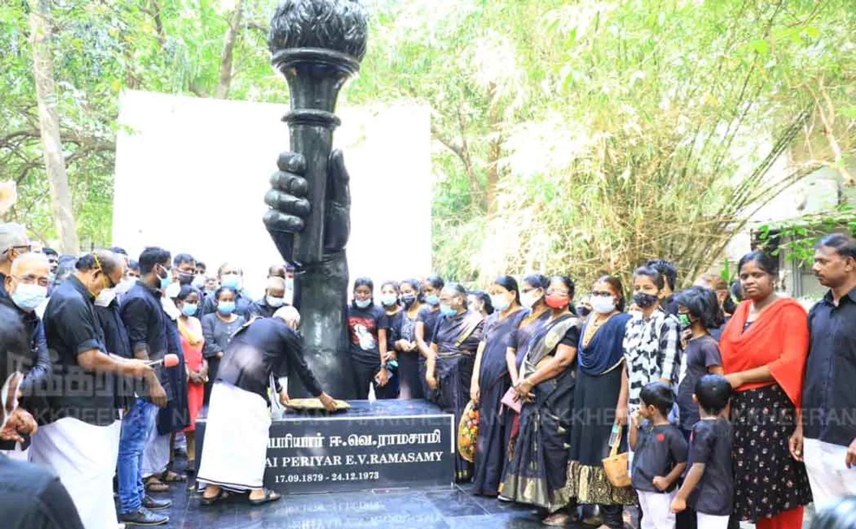 Political figures pay homage at Periyar Memorial 