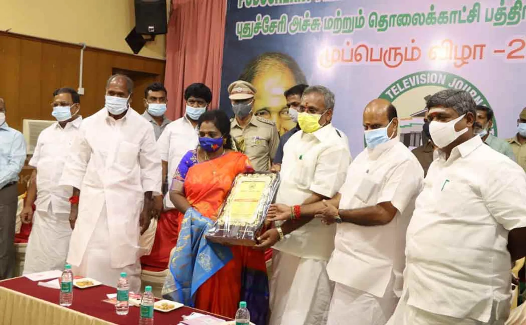 The media should insist that Puducherry needs state status