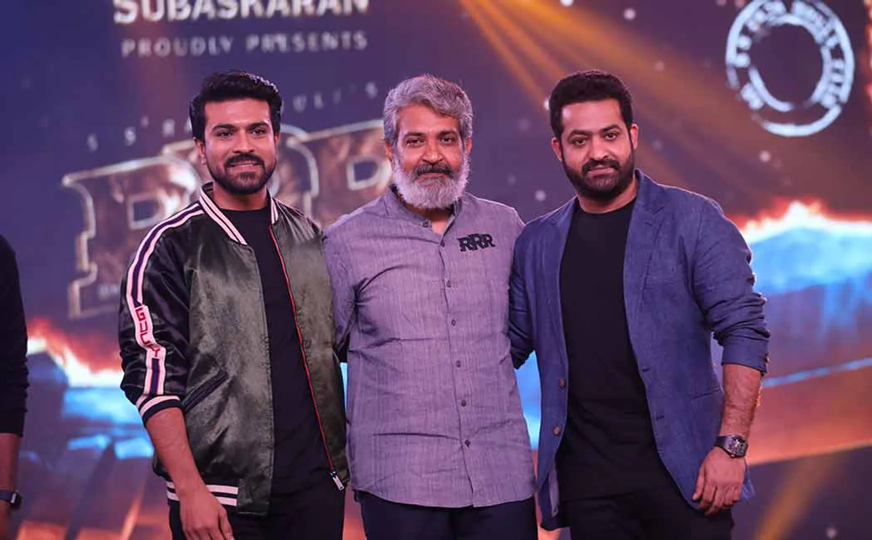 rrr movie pre release photos goes viral 
