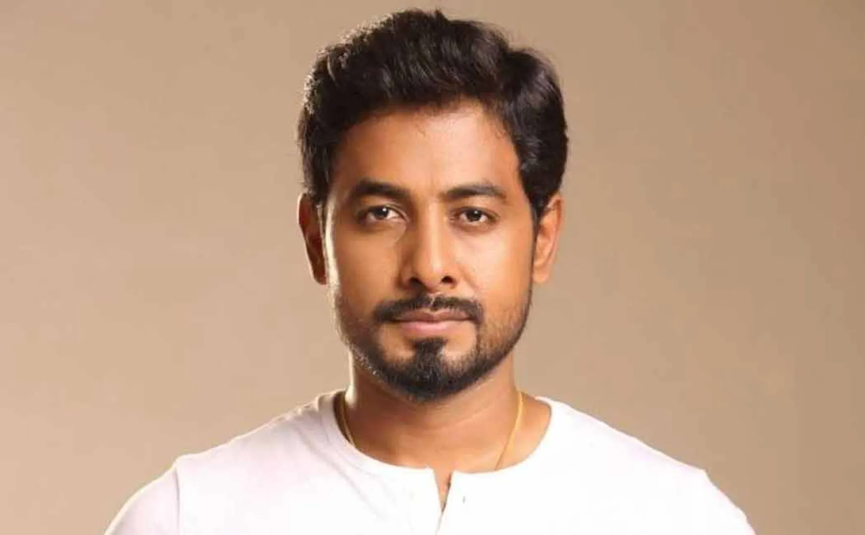 actor aari start dubbing nenjukku neethi movi