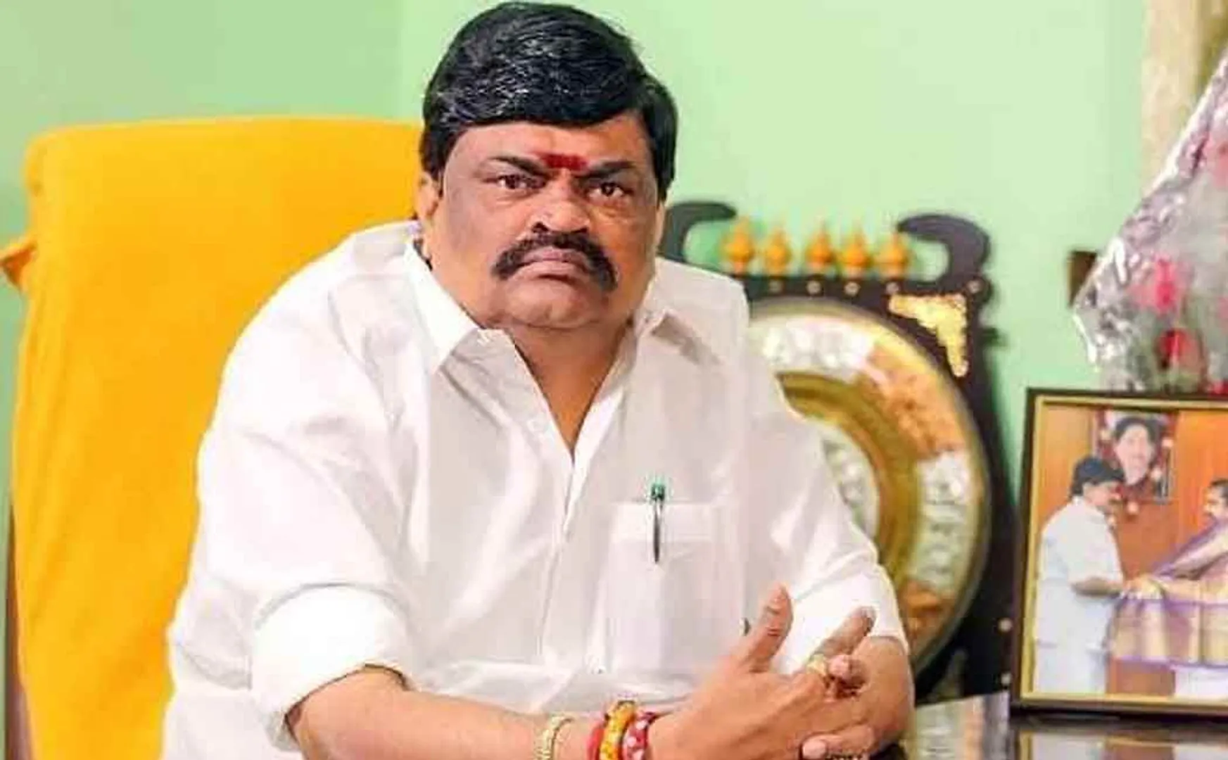 Former MLA Rajavarman  at the virudhunagar District Criminal Office