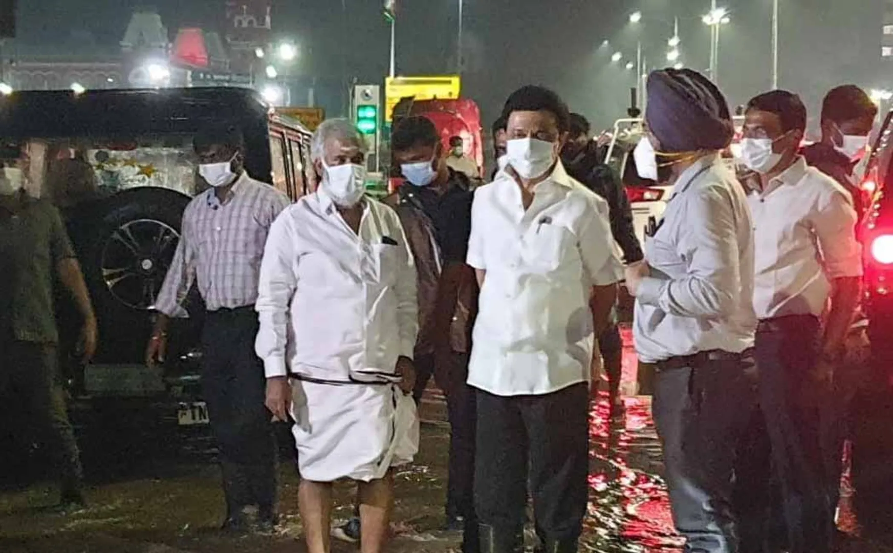 Heavy rain: Chief Minister MK Stalin's inspection at midnight in Chennai! (Pictures)
