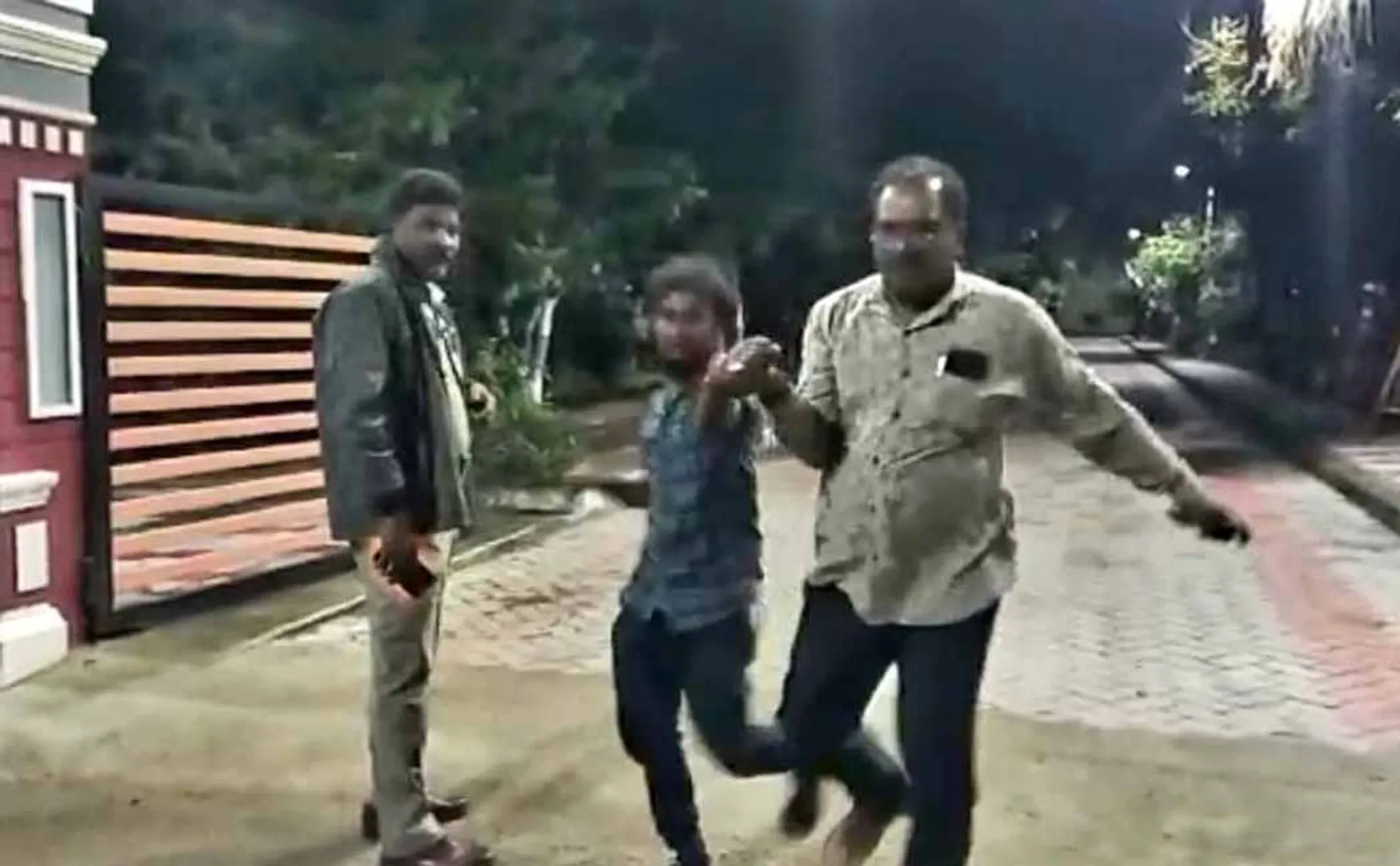 caste certificate youth and police incident villupuram district collector office 