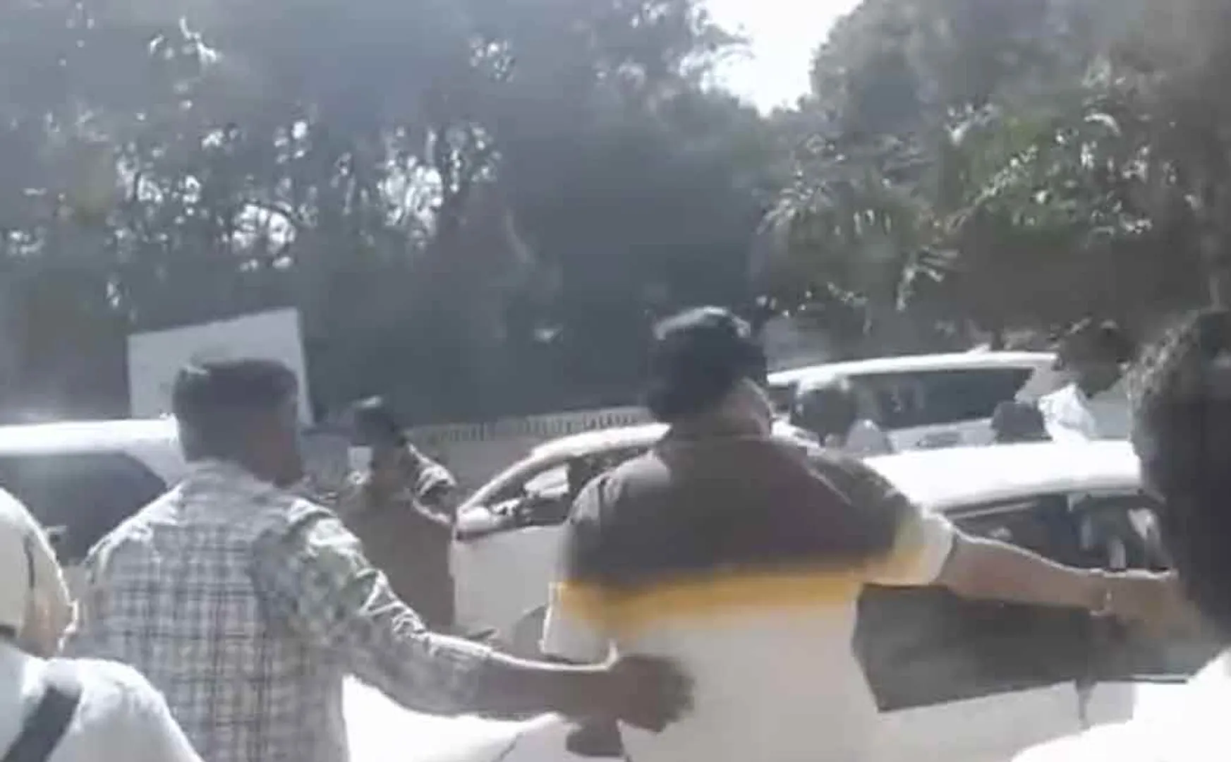 How did the police round up Rajendra Balaji?