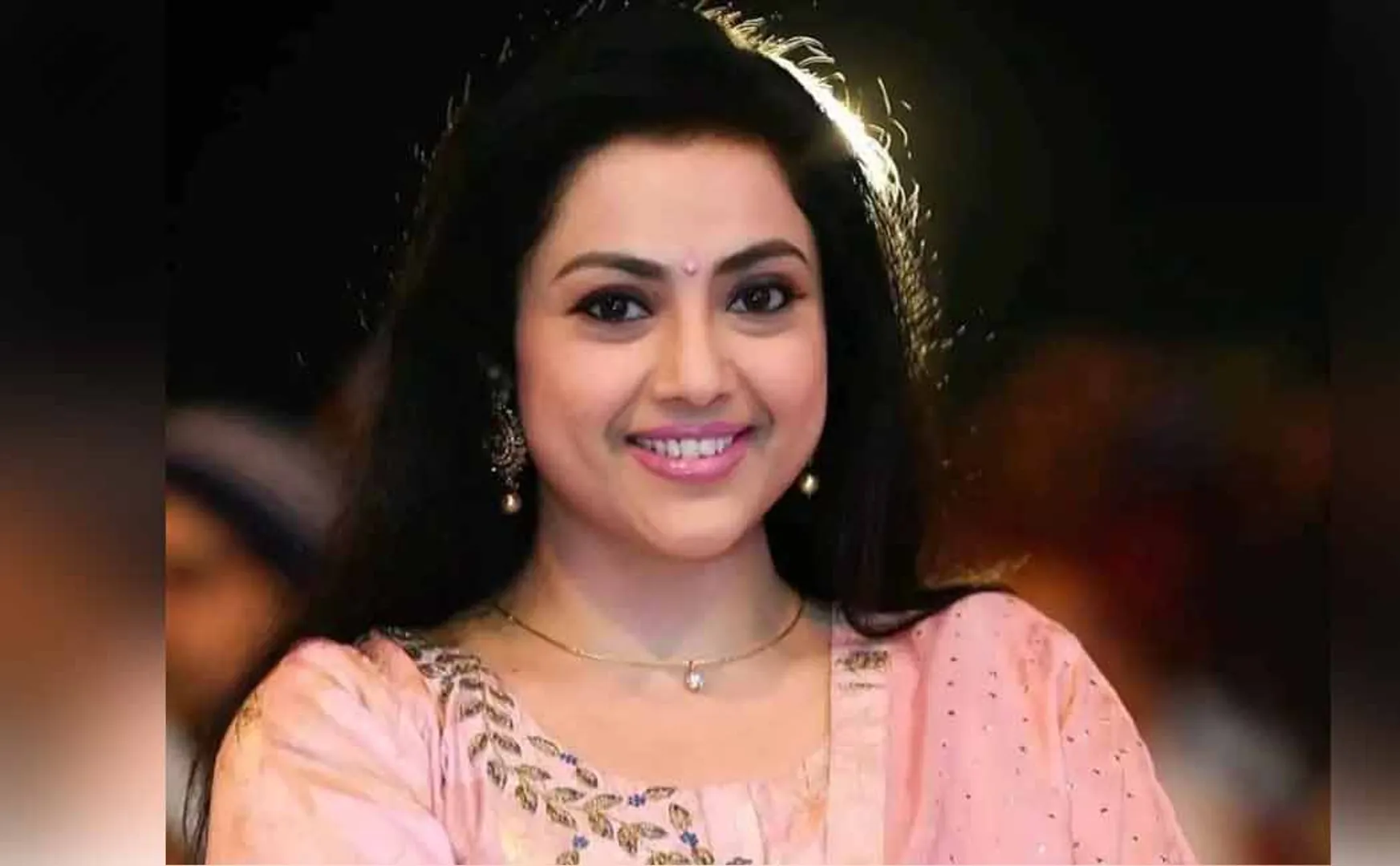 actress meena and her family tested positive covid19