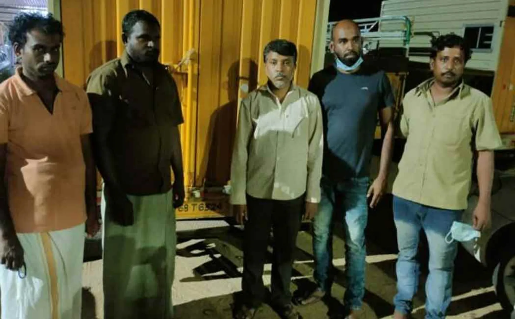 Police seize 300 bundles of Gutka!