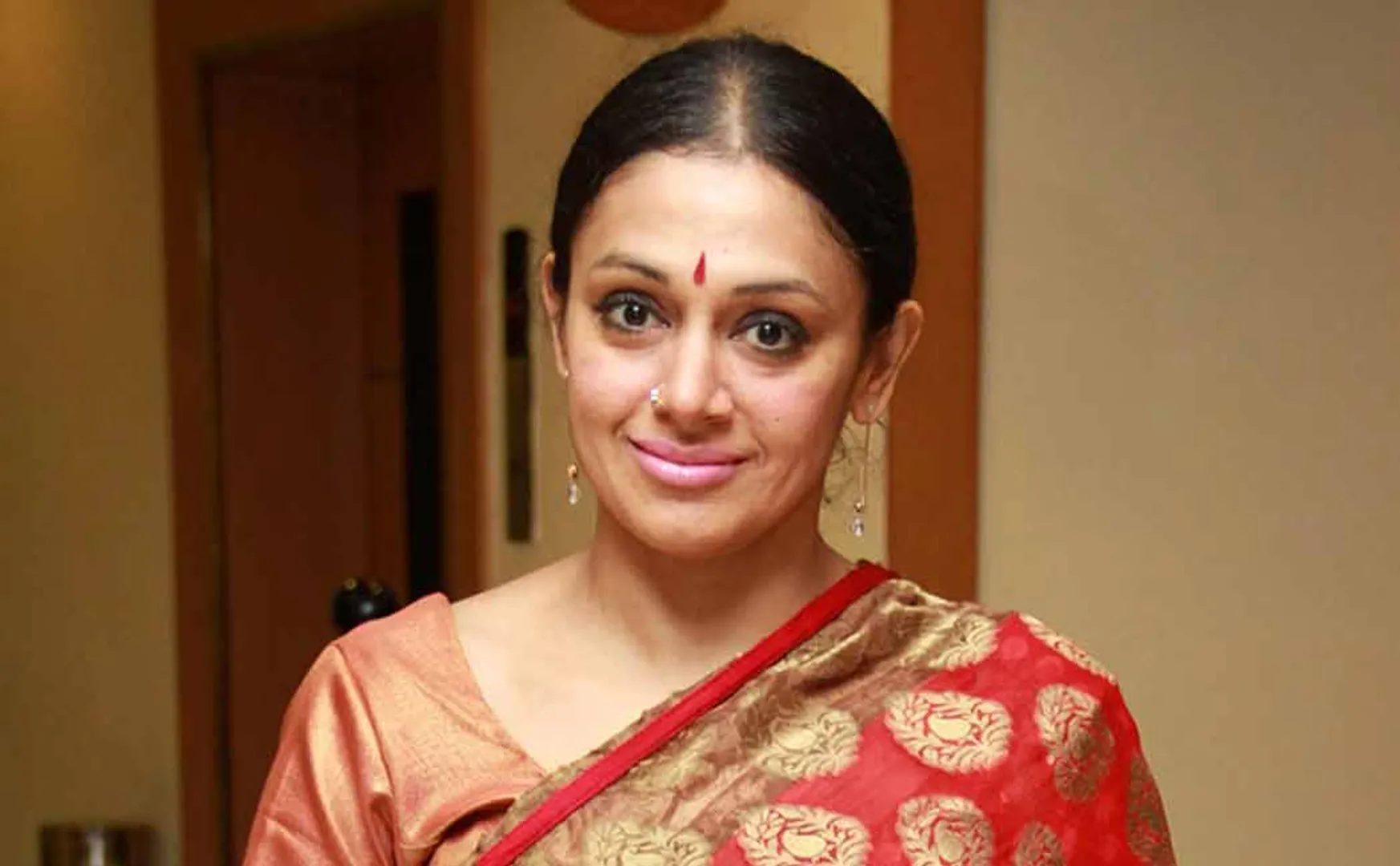 actress shobana tested positive omicron