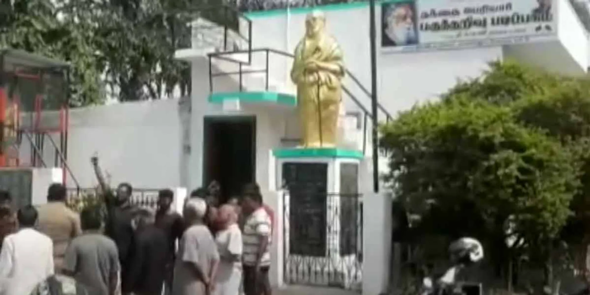 Periyar statue insult in Coimbatore ... Two arrested!