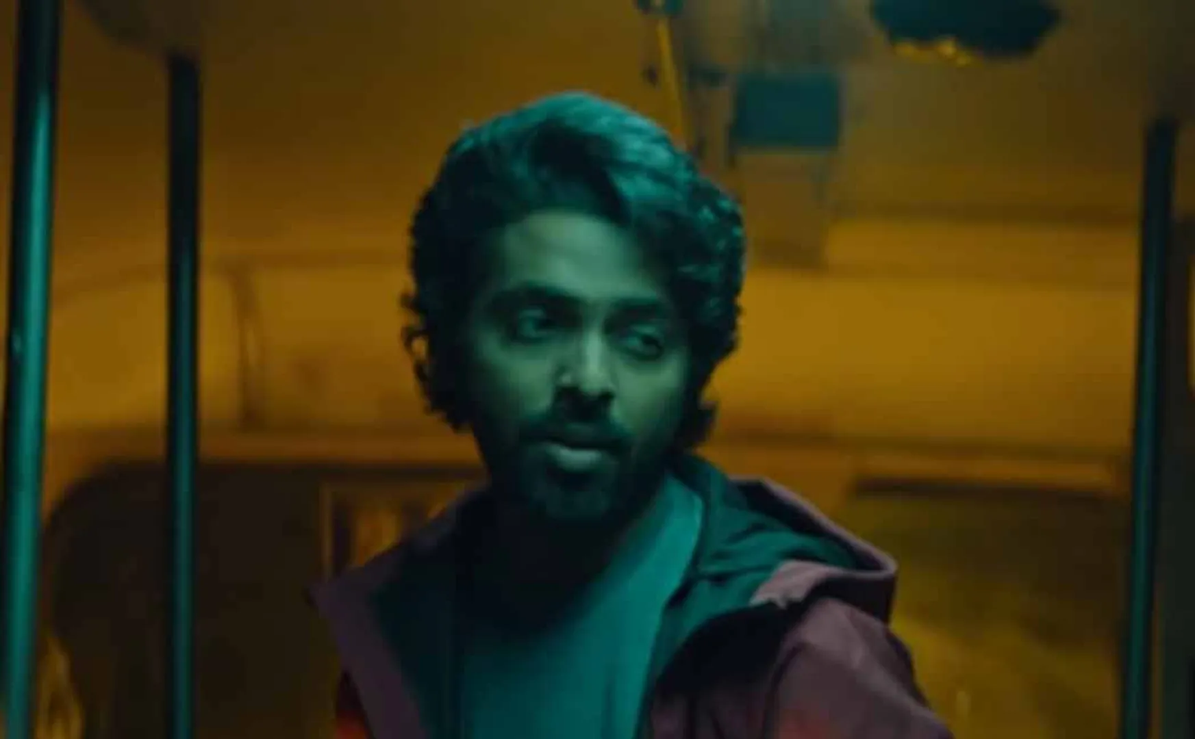 Putham Pudhu Kaalai Vidiyaadhaa song goes viral 