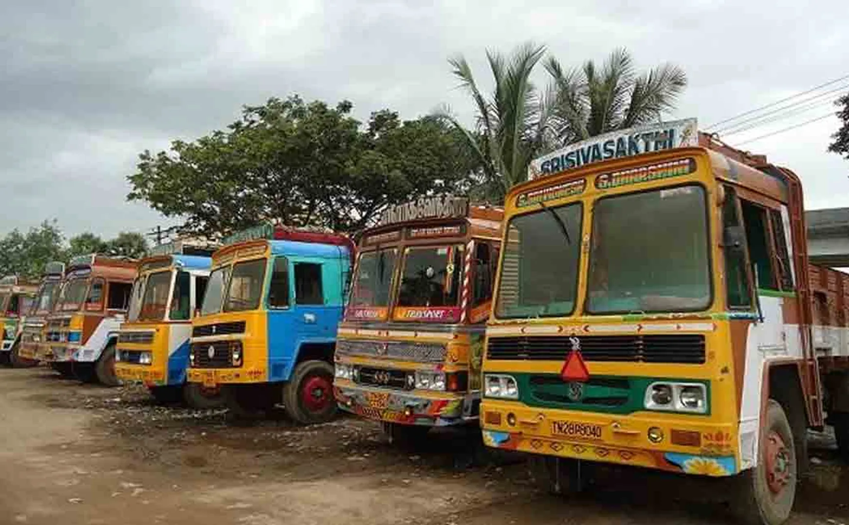 Police collect fines ... Case ...! Truck owners lament!