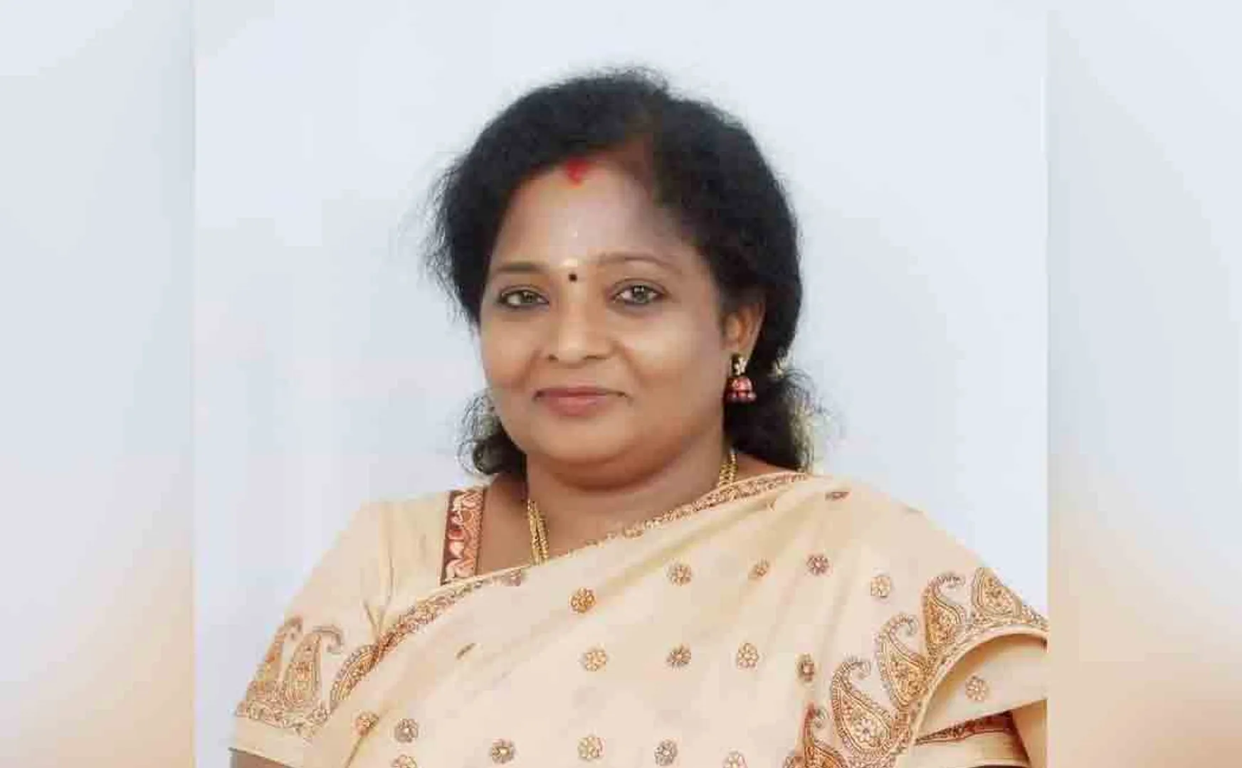 "The Chief Minister and I are working in  to make things better for Puducherry" - Tamilisai 