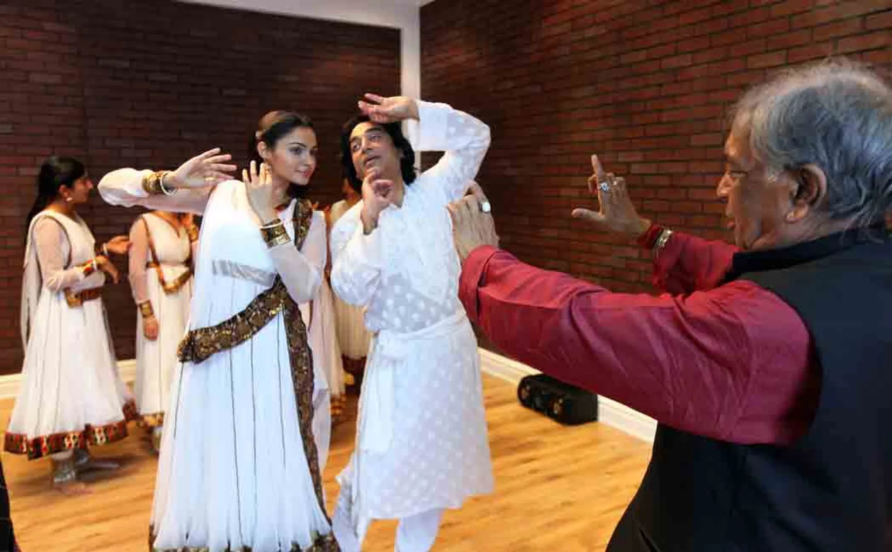 Actor KamalHasan condolence to Dancer Birju Maharaj