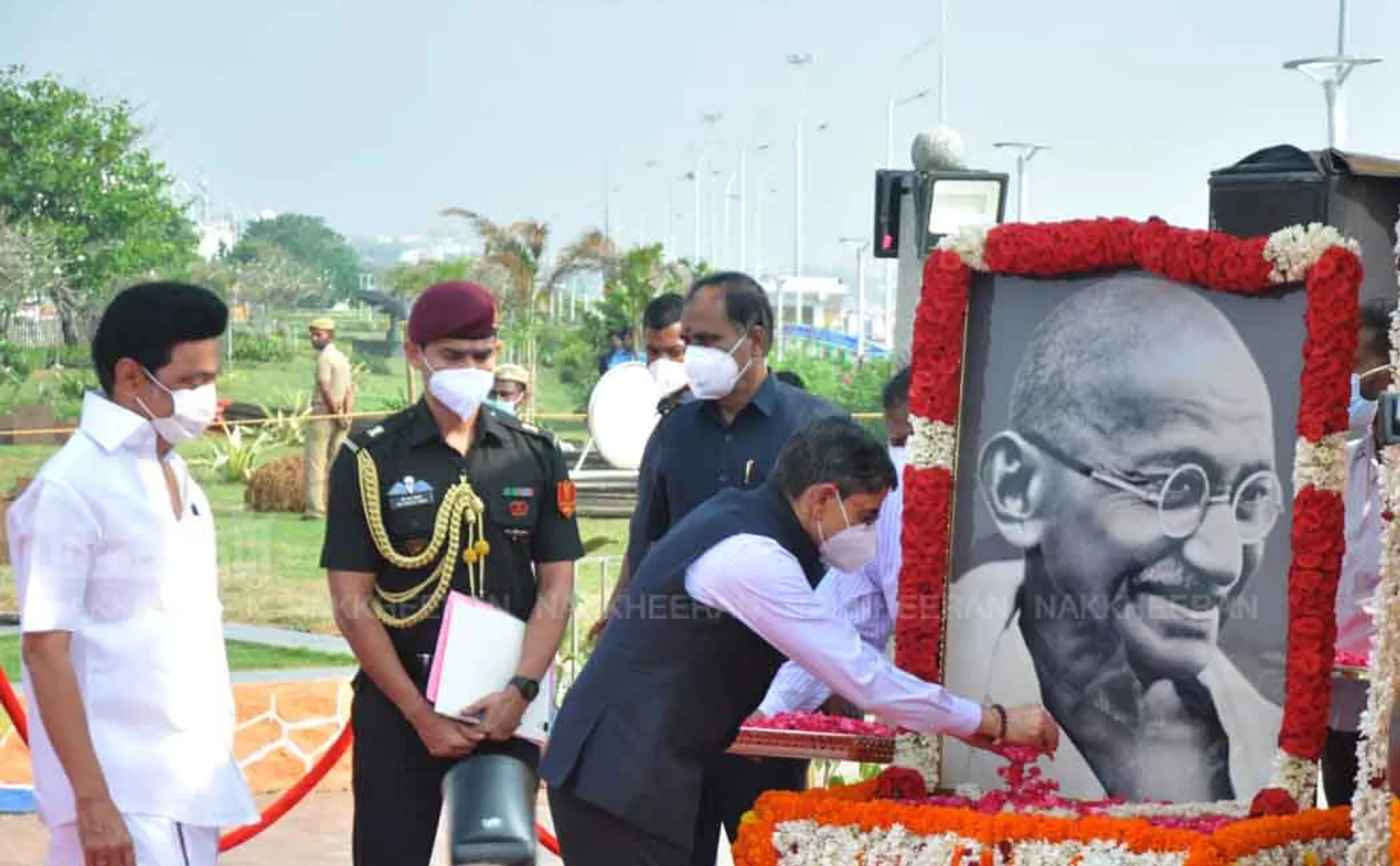 Mahatma Gandhi Memorial Day - Governor of Tamil Nadu, Chief Minister honored! (Pictures)