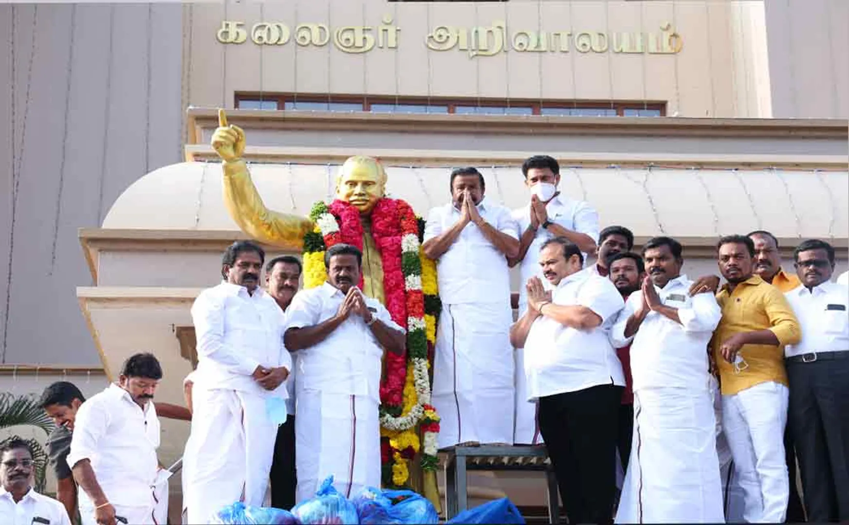 Anna Memorial Day: Ministers who paid floral tributes