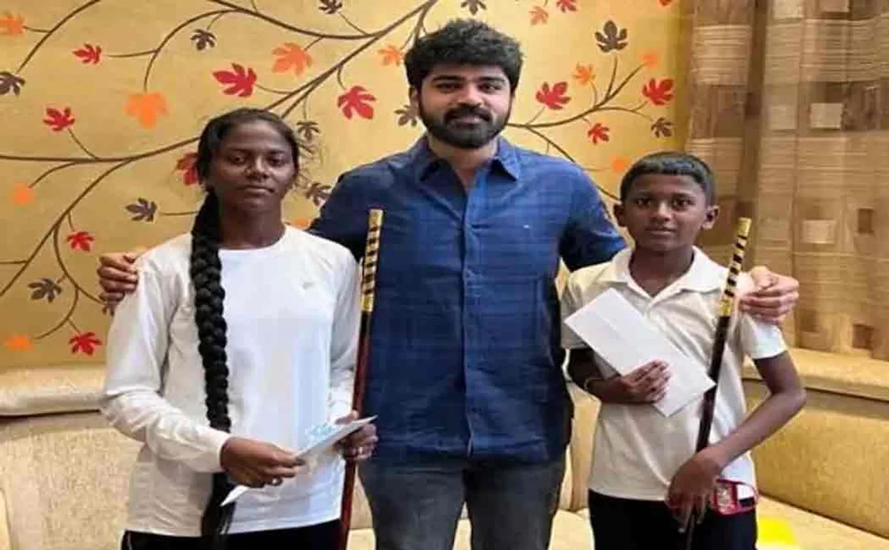 actor Shirish  helped silambam artists
